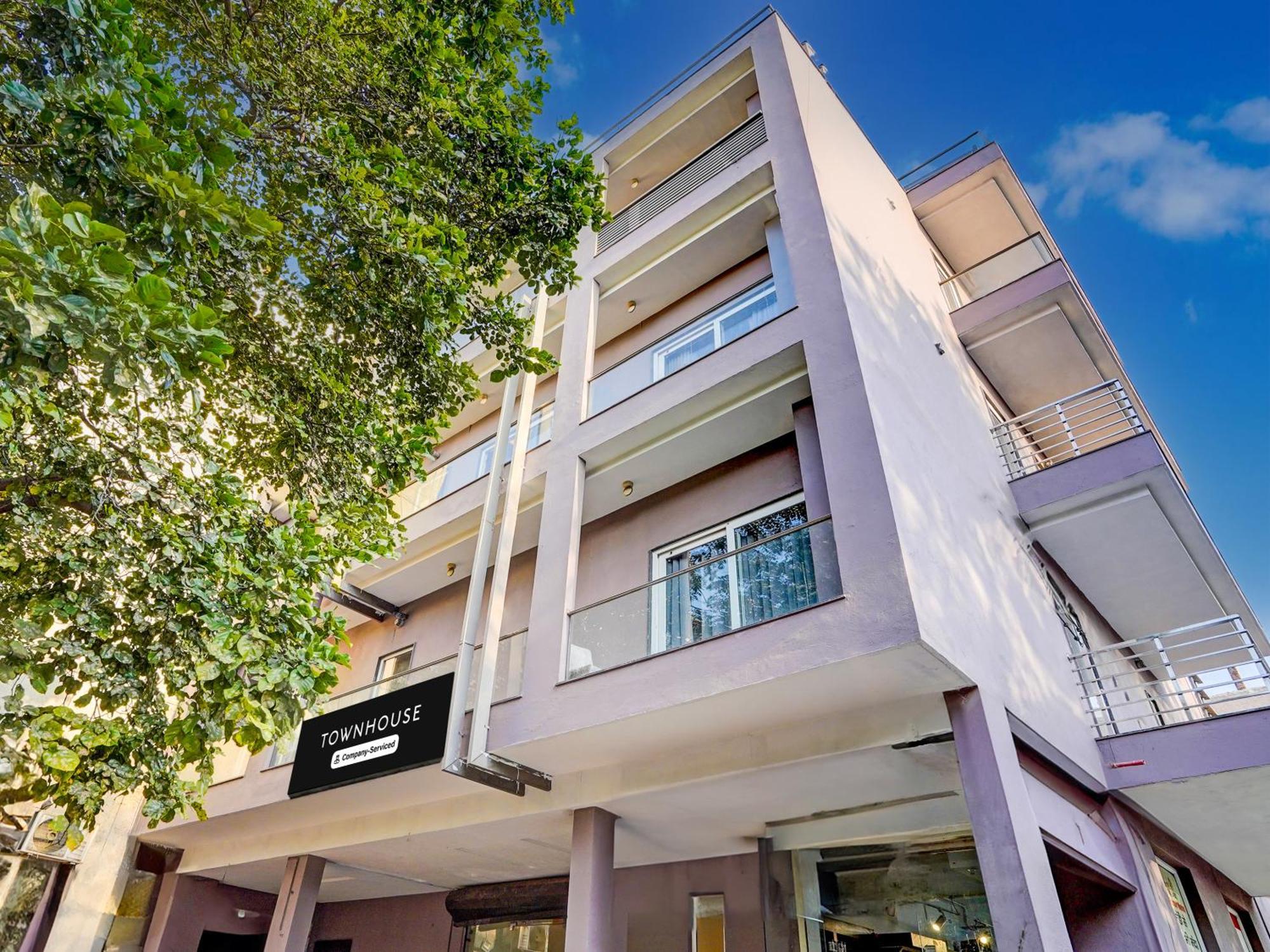 Super Townhouse Pitampura West Enclave Hotel Delhi  Exterior photo